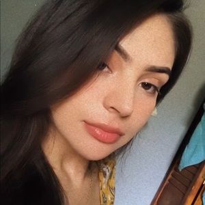 Meet your Posher, Jesica